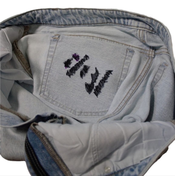 Maurices edgely™ High Rise Sparkle Relaxed Straight Jean - Picture 6 of 7